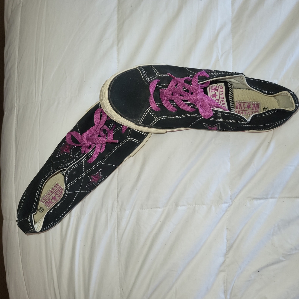 Converse One Star Black Sneakers with Pink Laces - Picture 5 of 8